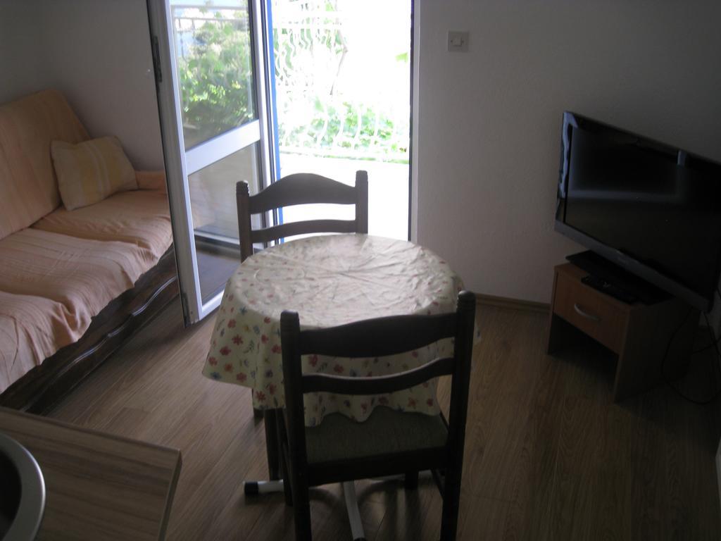 Apartmani Famelja Jovanovic Sveti Stefan Szoba fotó