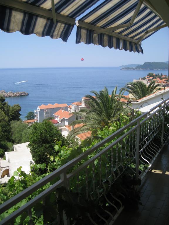 Apartmani Famelja Jovanovic Sveti Stefan Szoba fotó