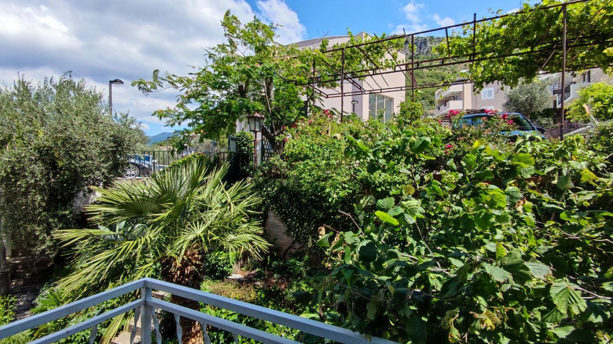 Apartmani Famelja Jovanovic Sveti Stefan Szoba fotó