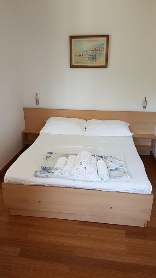 Apartmani Famelja Jovanovic Sveti Stefan Kültér fotó